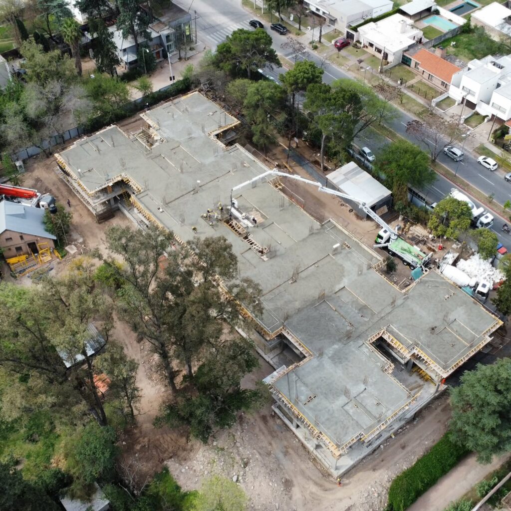 Instagram post from gra_ce_obras. This post is in position 5.