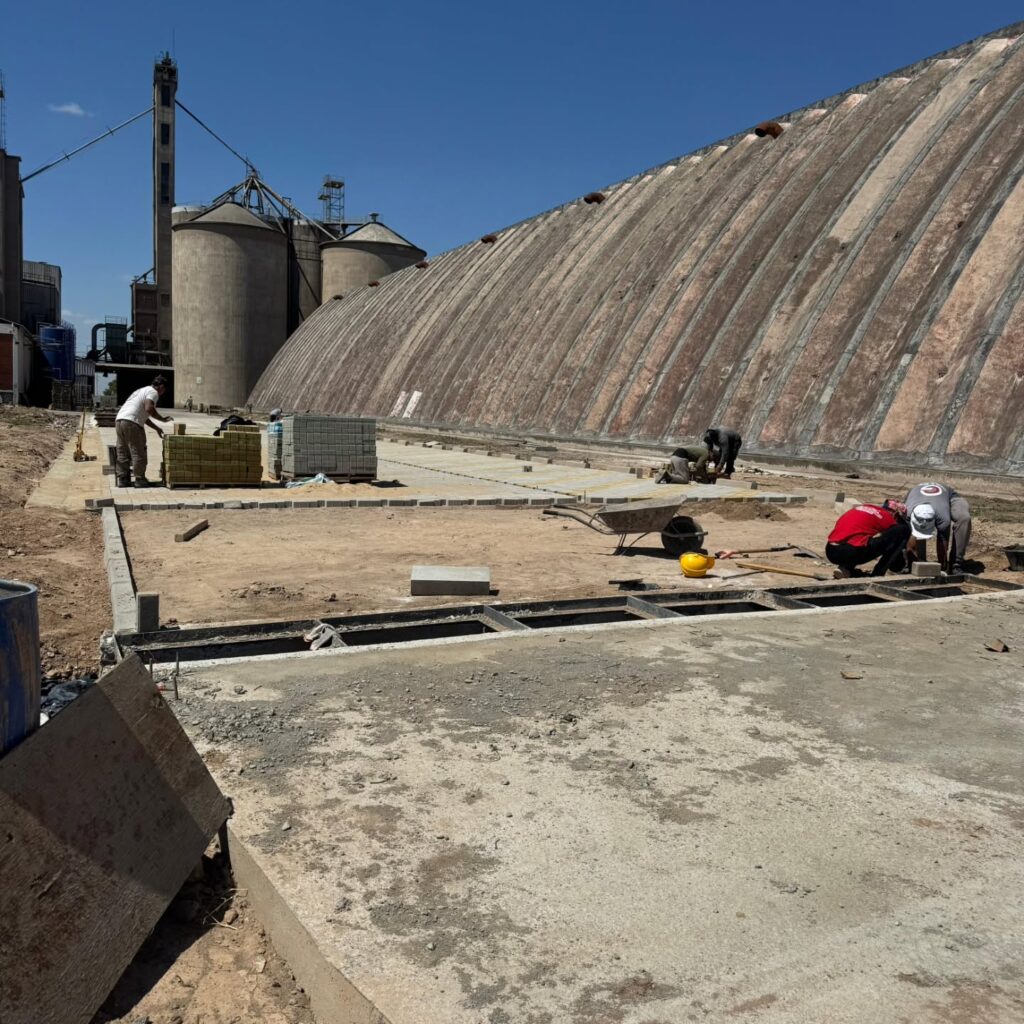 Instagram post from gra_ce_obras. This post is in position 7.