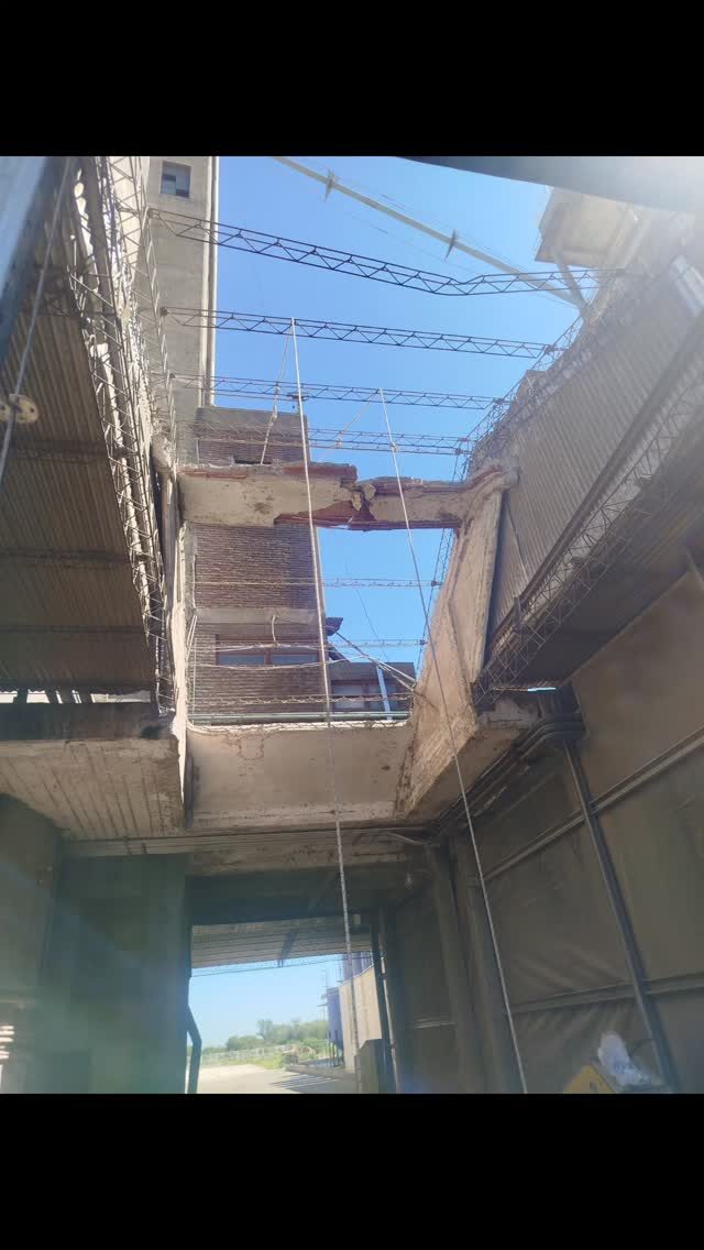 Instagram post from gra_ce_obras. This post is in position 1.