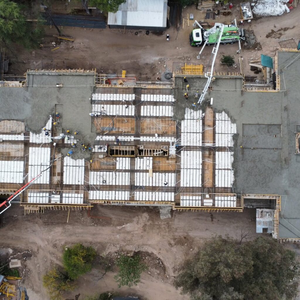 Instagram post from gra_ce_obras. This post is in position 3.